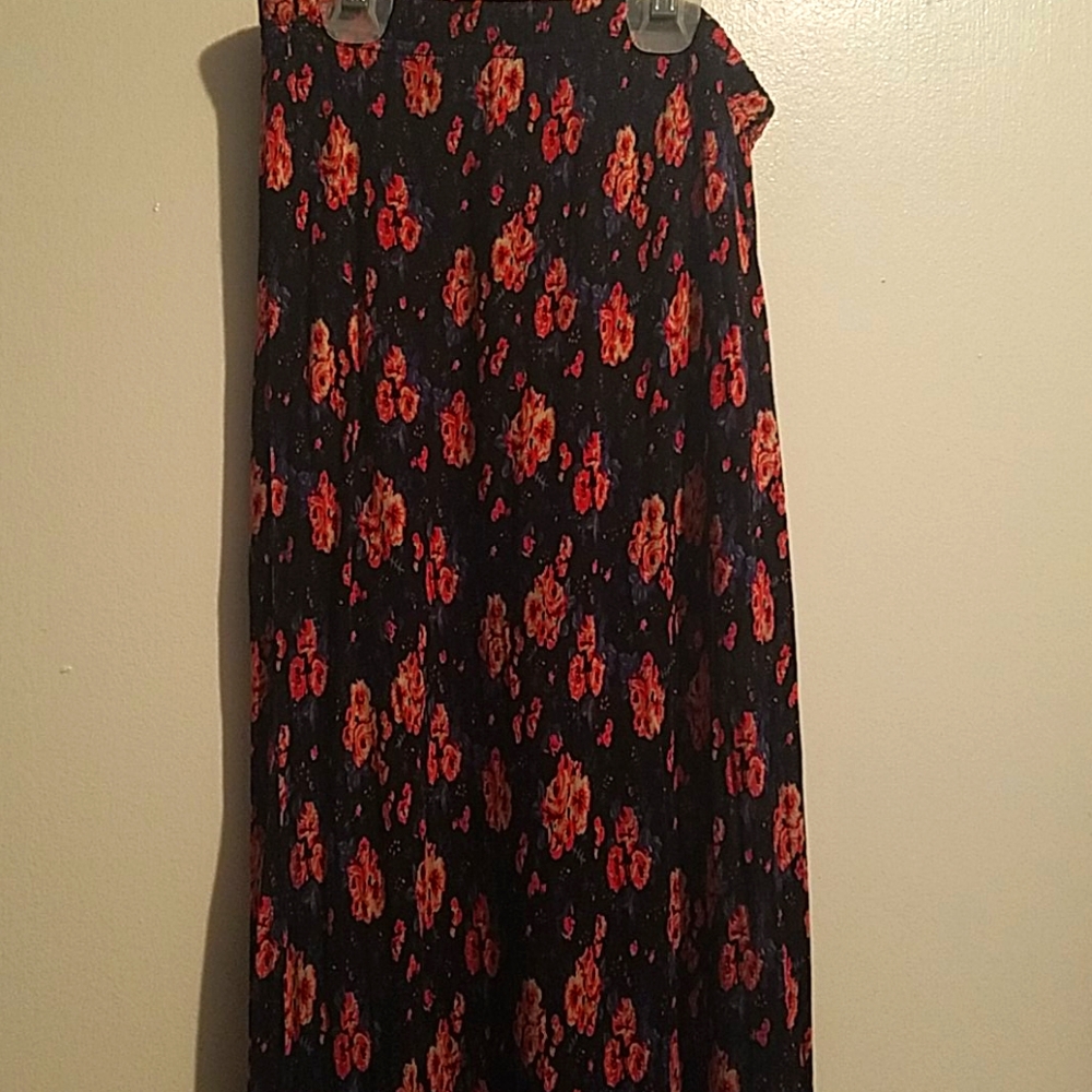 Forever 21 skirt